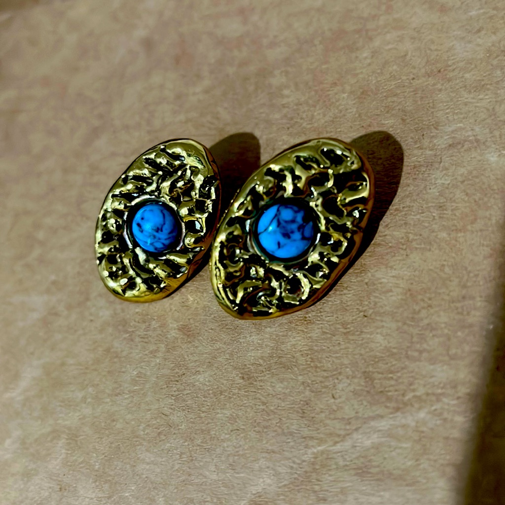 Ear Stud.
